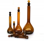BÌNH ĐỊNH MỨC THỦY TINH MÀU NÂU - BOMEX